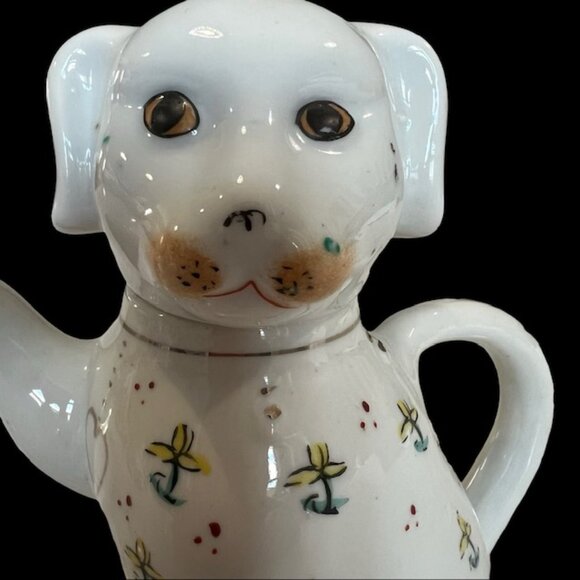 Vintage Ceramic White Puppy Dog Teapot / Creamer 5-3/4" Tall Raised Paw Spout - Picture 11 of 13